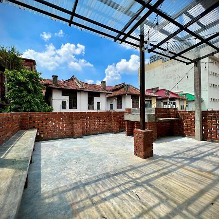 Dosomething Guest House 8 Ipoh Exterior photo